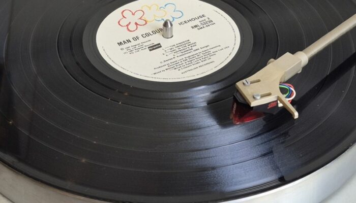 vinyl on turntable - man of colours by icehouse